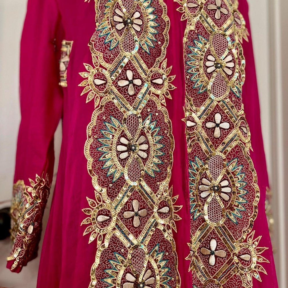 Beautiful Fuschia Magenta and Gold Sequined Tunic.